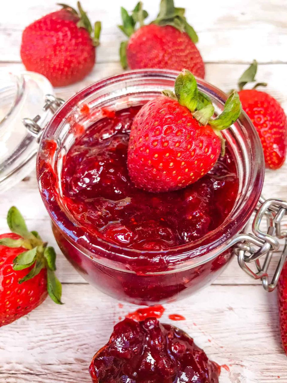 Homemade Strawberry Jam - Image 2